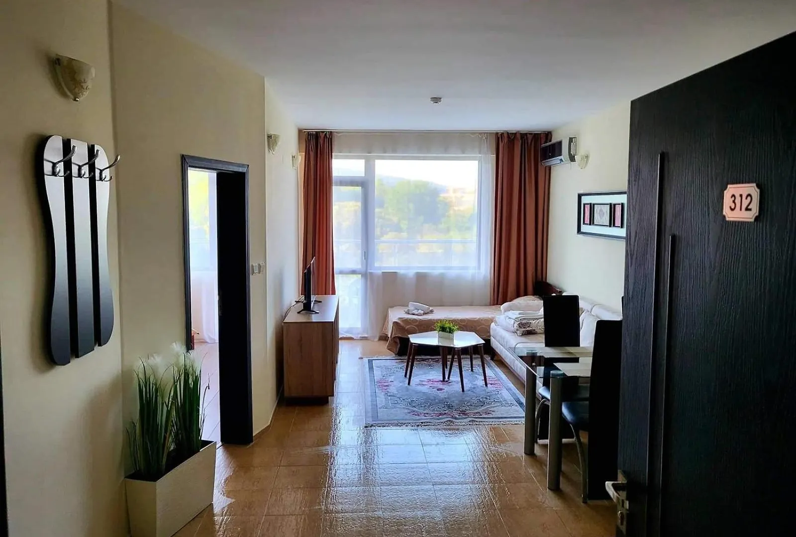 Golden Maria Apartment Yalta Complex Golden Sands